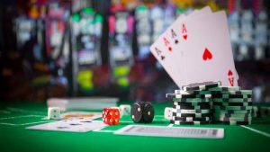 Kinh nghiệm chơi poker sunwin giúp anh em hạn chế thua